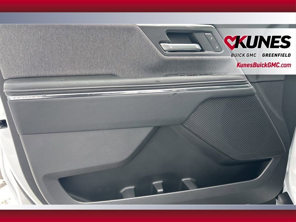 New 2026 GMC Sierra EV Elevation image 19