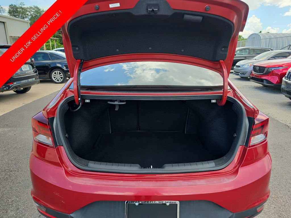 Used 2020 Hyundai Elantra SE w/ Cargo Package (C1) FWD image 6
