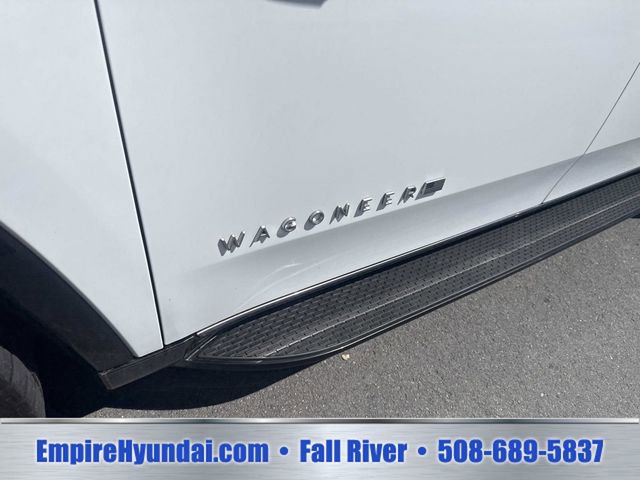 Used 2024 Jeep Wagoneer L Series II w/ Flexible Seating Group AWD/4WD image 12