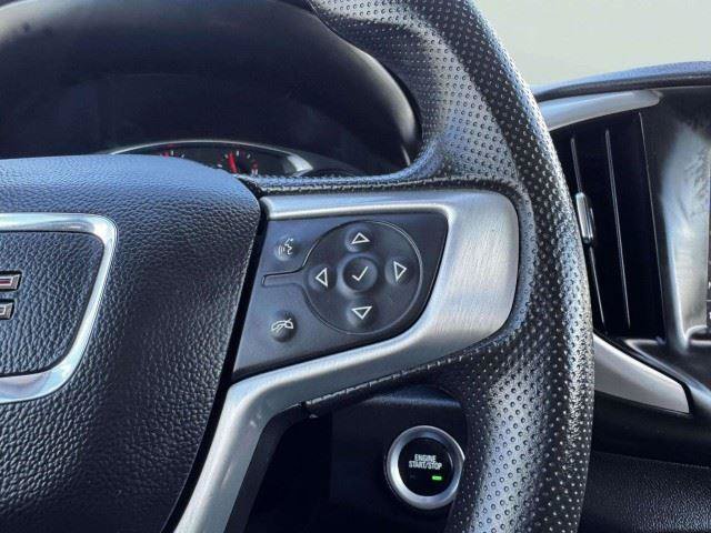 Used 2023 GMC Terrain SLE w/ Driver Convenience Package FWD image 30