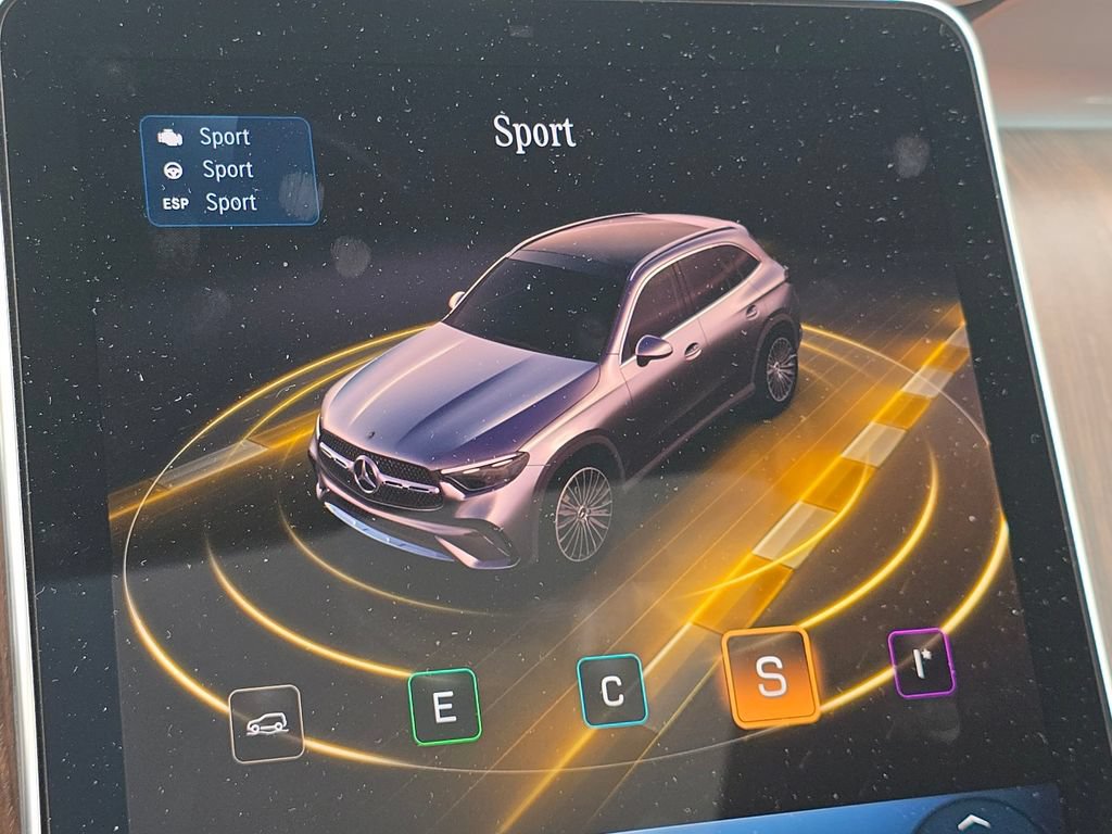 Certified 2026 Mercedes-Benz GLC 300 4MATIC image 36