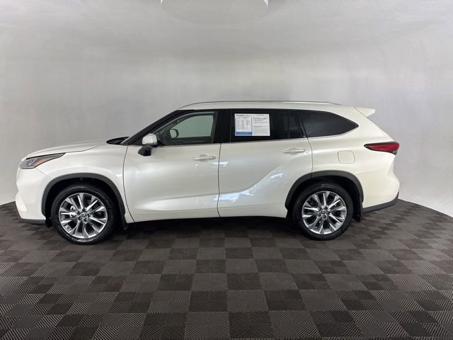 Used 2021 Toyota Highlander Limited image 8