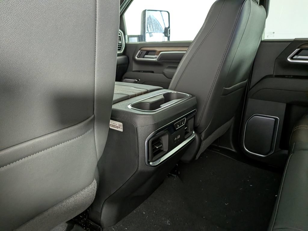 New 2026 Chevrolet Silverado 3500 High Country w/ High Country Premium Package AWD/4WD image 33
