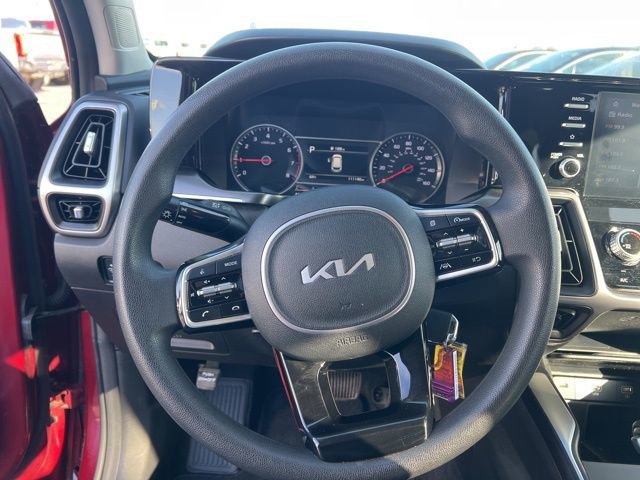 Used 2022 Kia Sorento LX image 13