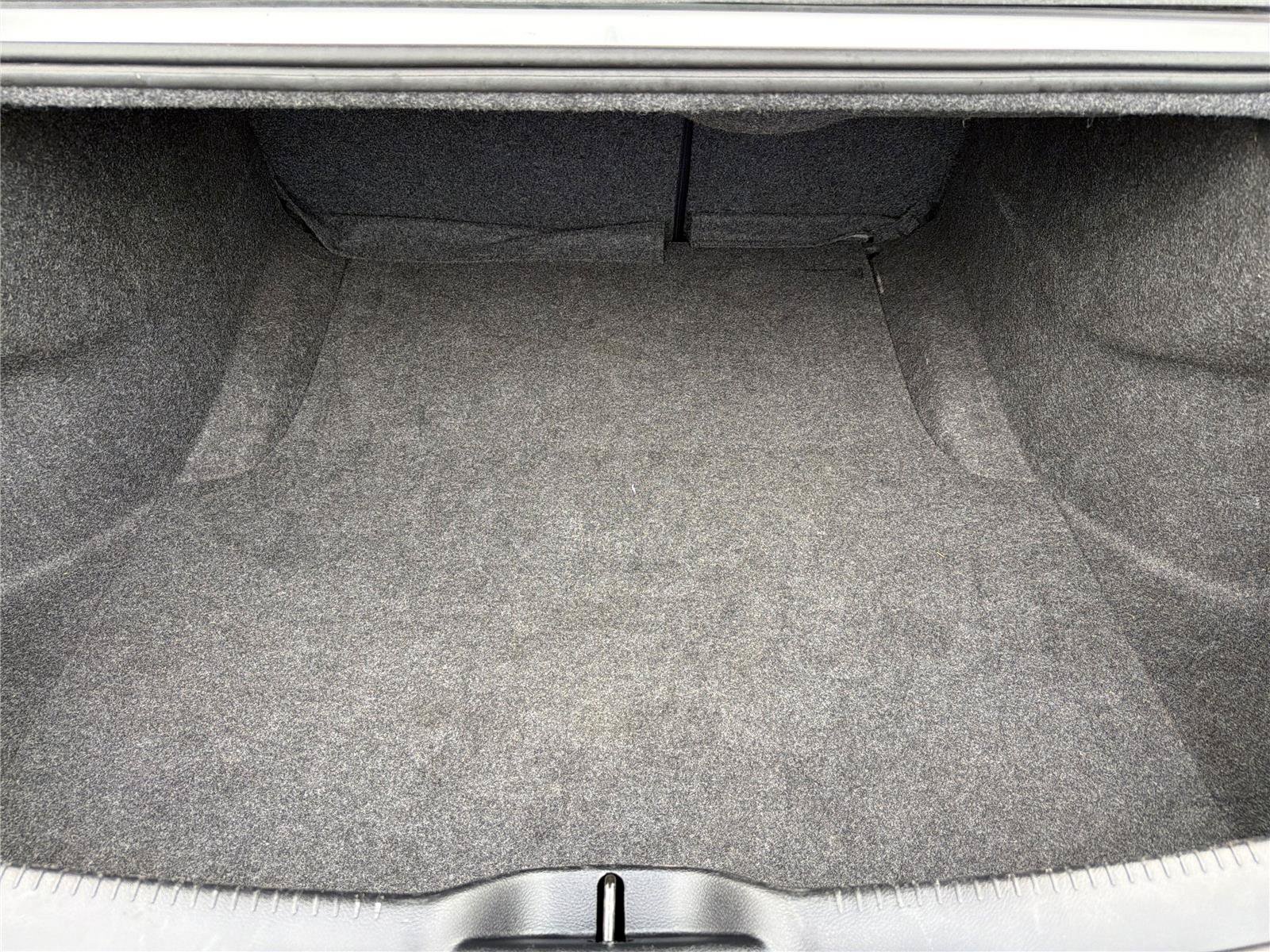 Used 2021 Chrysler 300 S RWD image 17