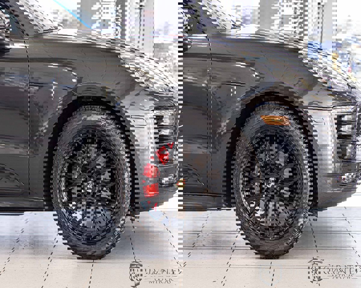 Used 2018 Porsche Macan GTS w/ Premium Package Plus image 11