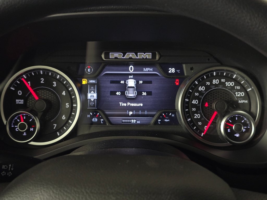 New 2026 RAM 1500 Express AWD/4WD image 25