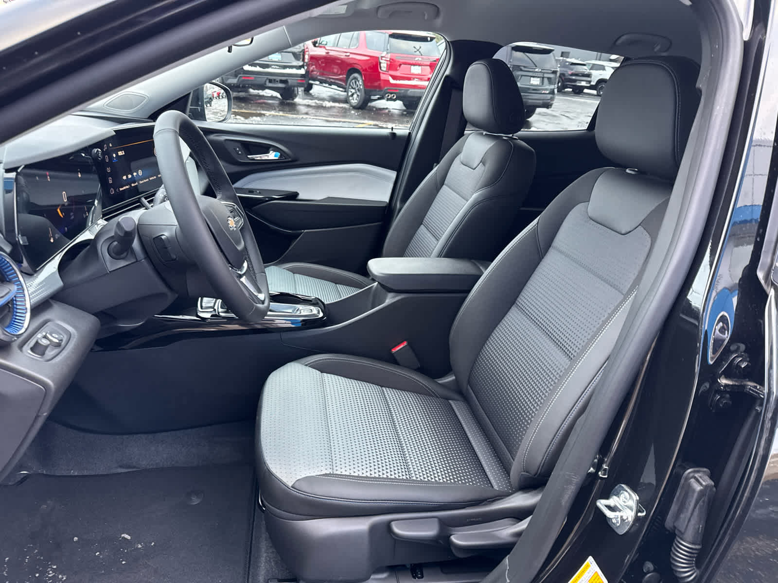 New 2026 Chevrolet Trax LT w/ Driver Confidence Package image 17