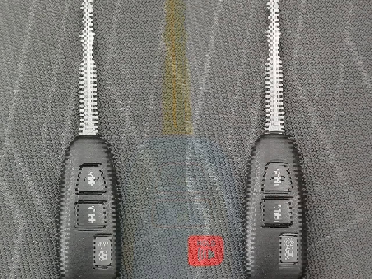 Used 2018 Toyota Tacoma TRD Off-Road image 27