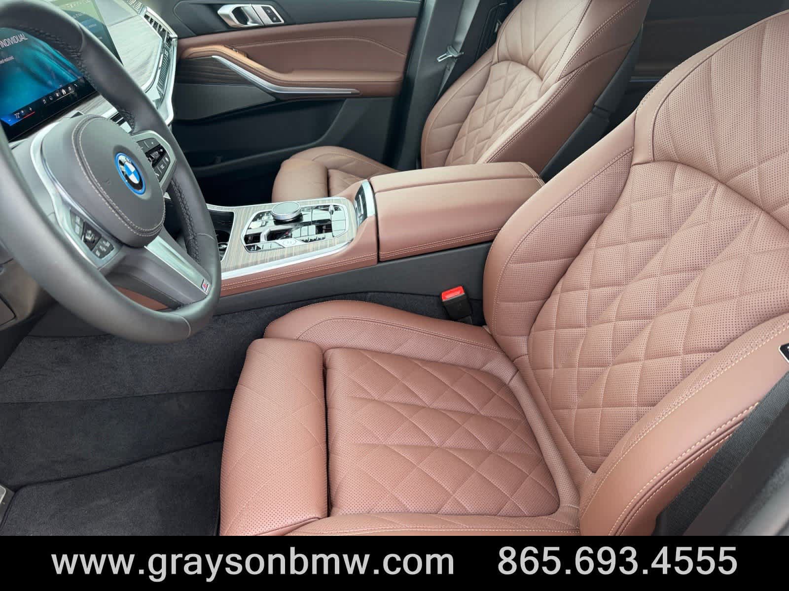 Used 2026 BMW X5 xDrive50e w/ M Sport Package AWD/4WD image 10