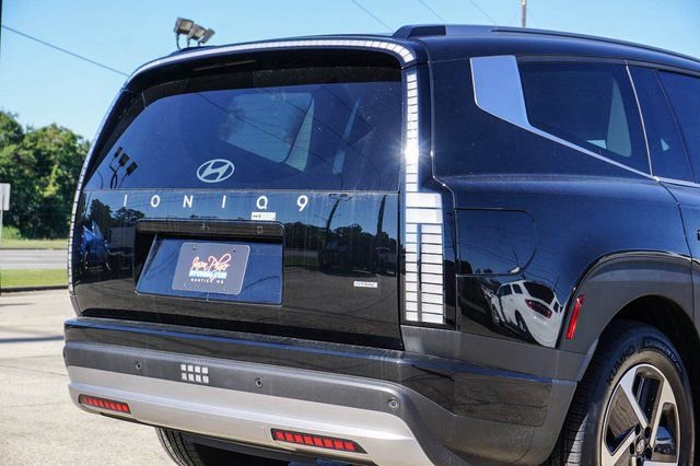 New 2026 Hyundai Ioniq 9 SE image 5