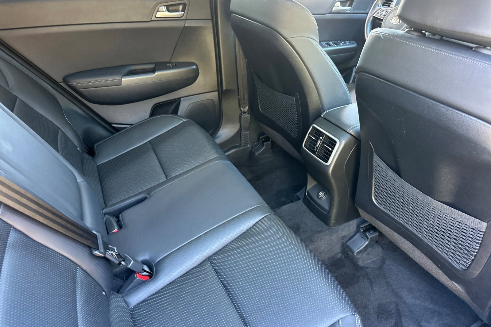 Used 2022 Kia Sportage Nightfall Edition AWD/4WD image 29