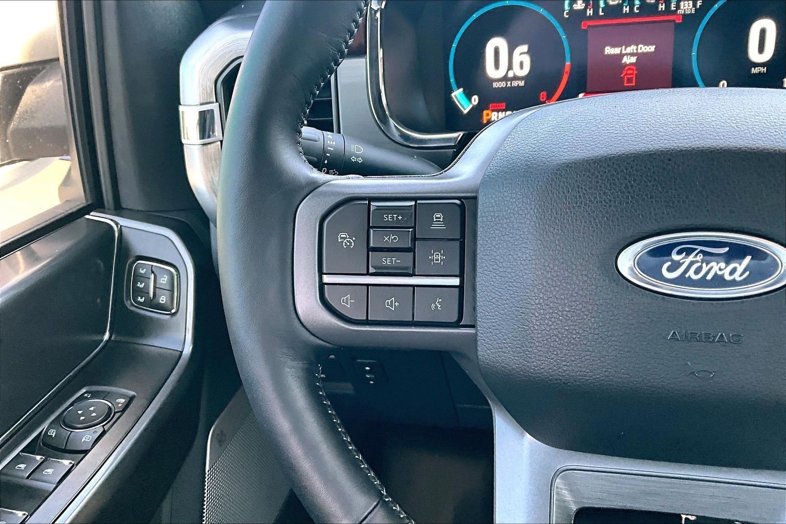 Used 2022 Ford F150 Lariat w/ Equipment Group 502A High image 12