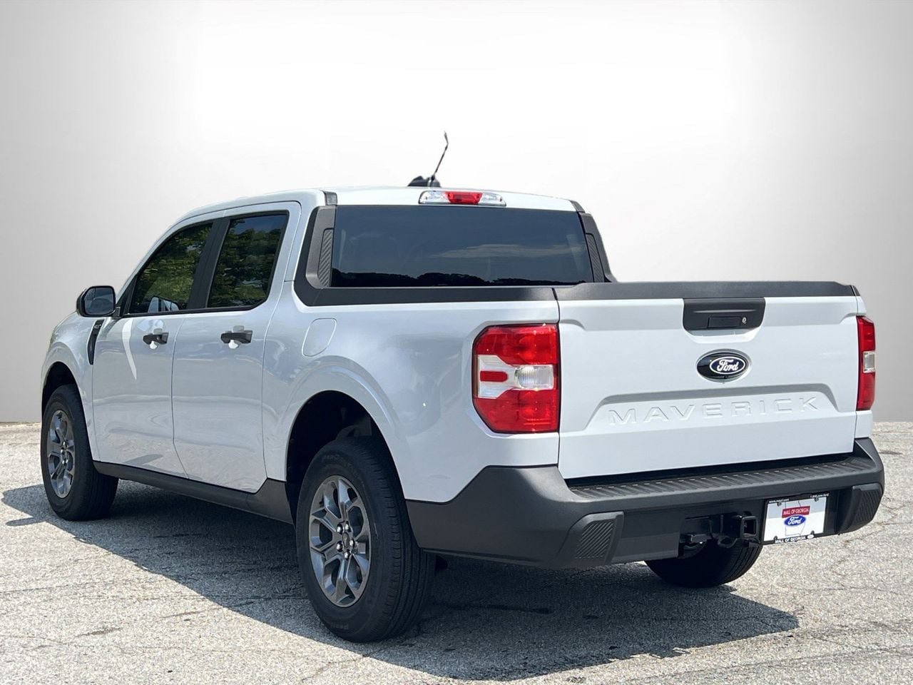 New 2025 Ford Maverick XLT w/ XLT Luxury Package FWD image 26