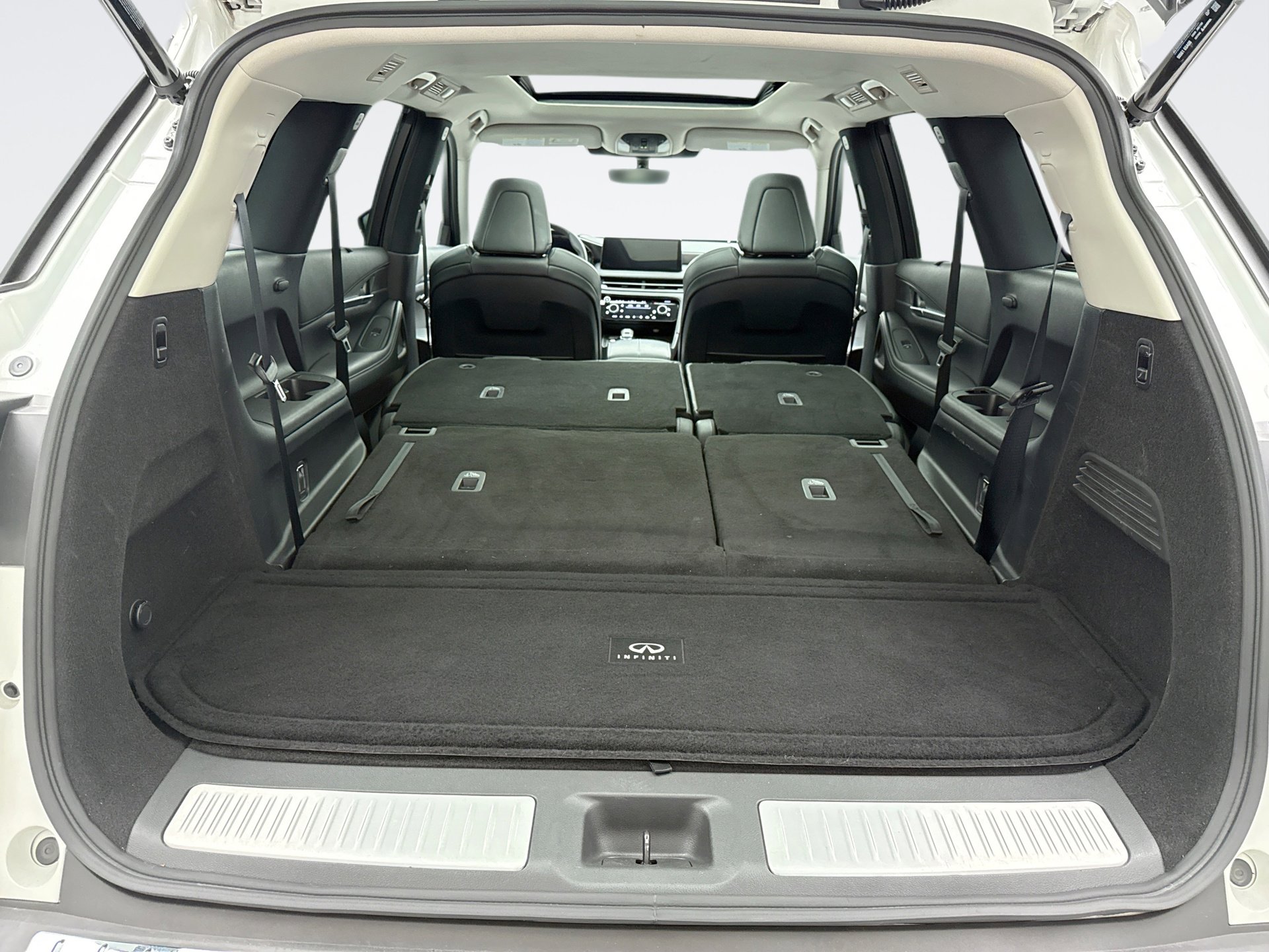 Used 2023 INFINITI QX60 Luxe w/ Cargo Package AWD/4WD image 25