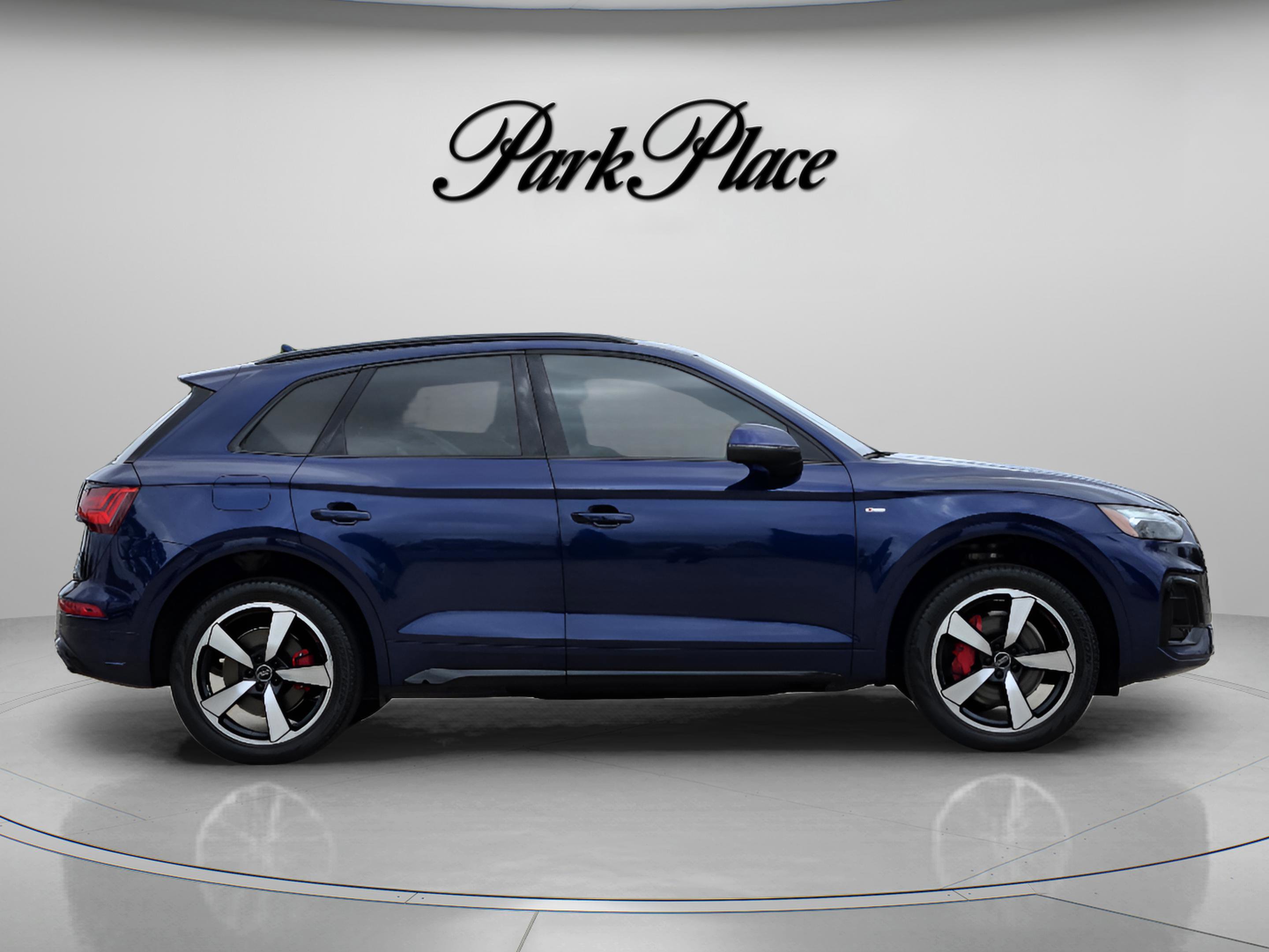 Used 2024 Audi Q5 2.0T Premium Plus w/ Premium Plus Package AWD/4WD image 6