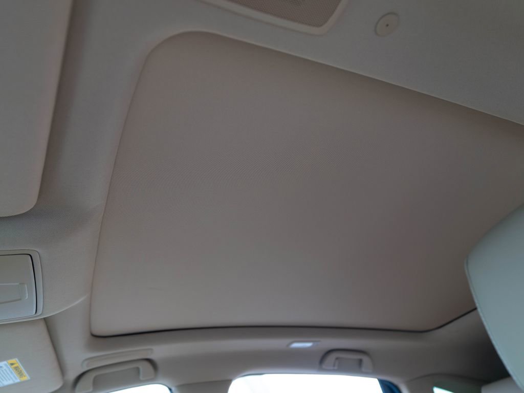 Certified 2023 Acura RDX w/ Technology Package image 30