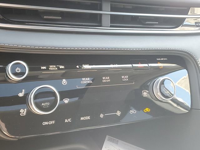 New 2026 INFINITI QX60 Luxe w/ Cargo Package image 29