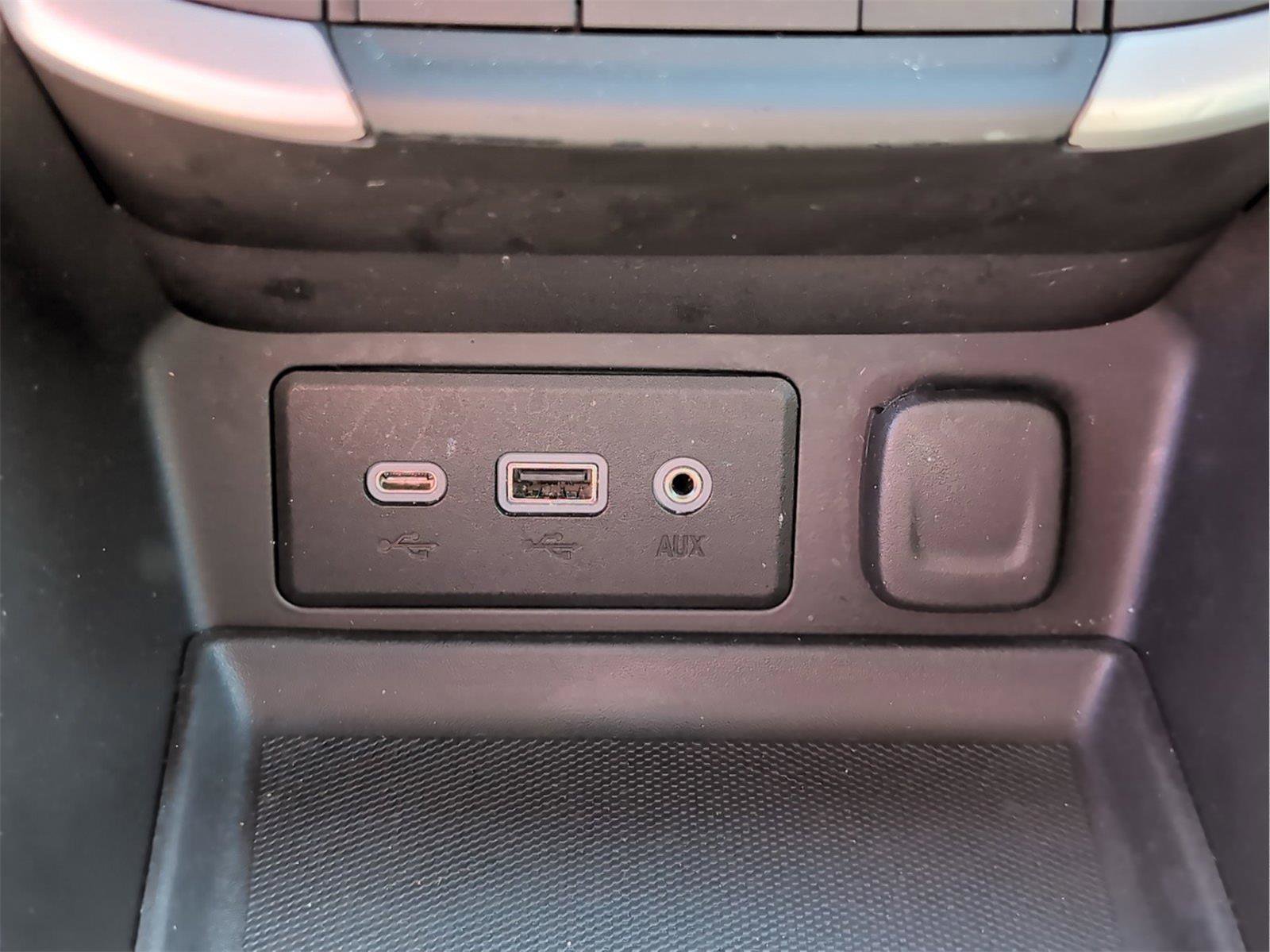 Used 2022 GMC Terrain SLE w/ Driver Convenience Package FWD image 22