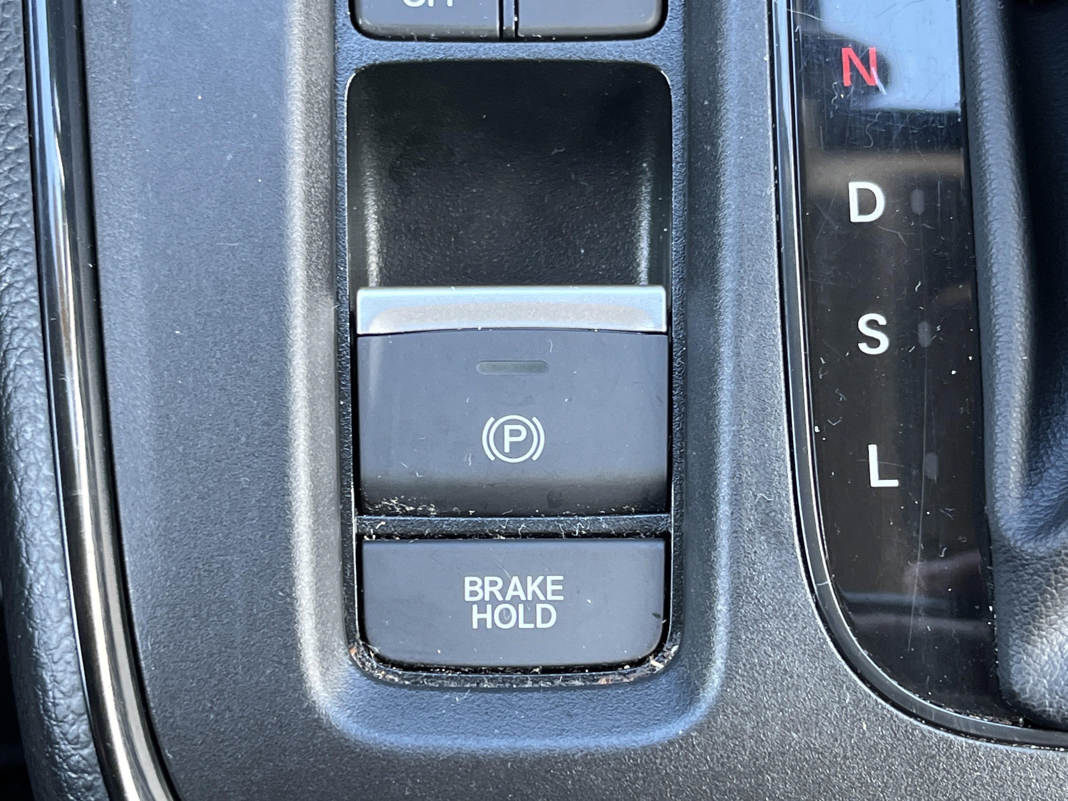 Certified 2023 Honda CR-V LX image 9