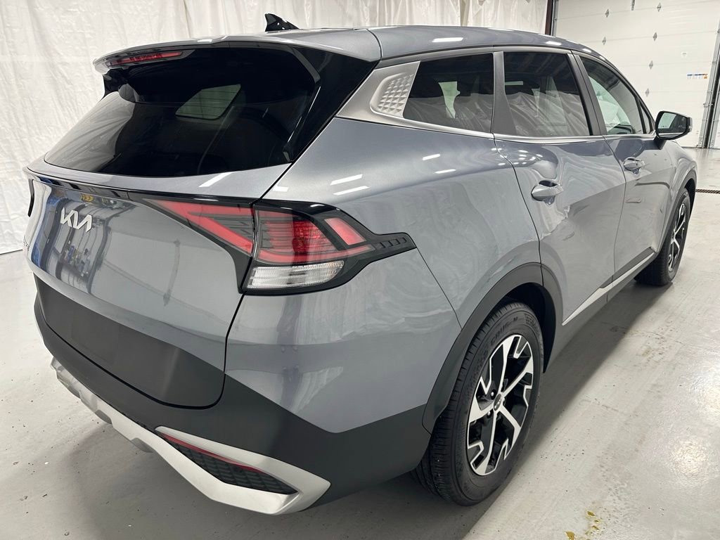 Used 2023 Kia Sportage EX FWD image 7
