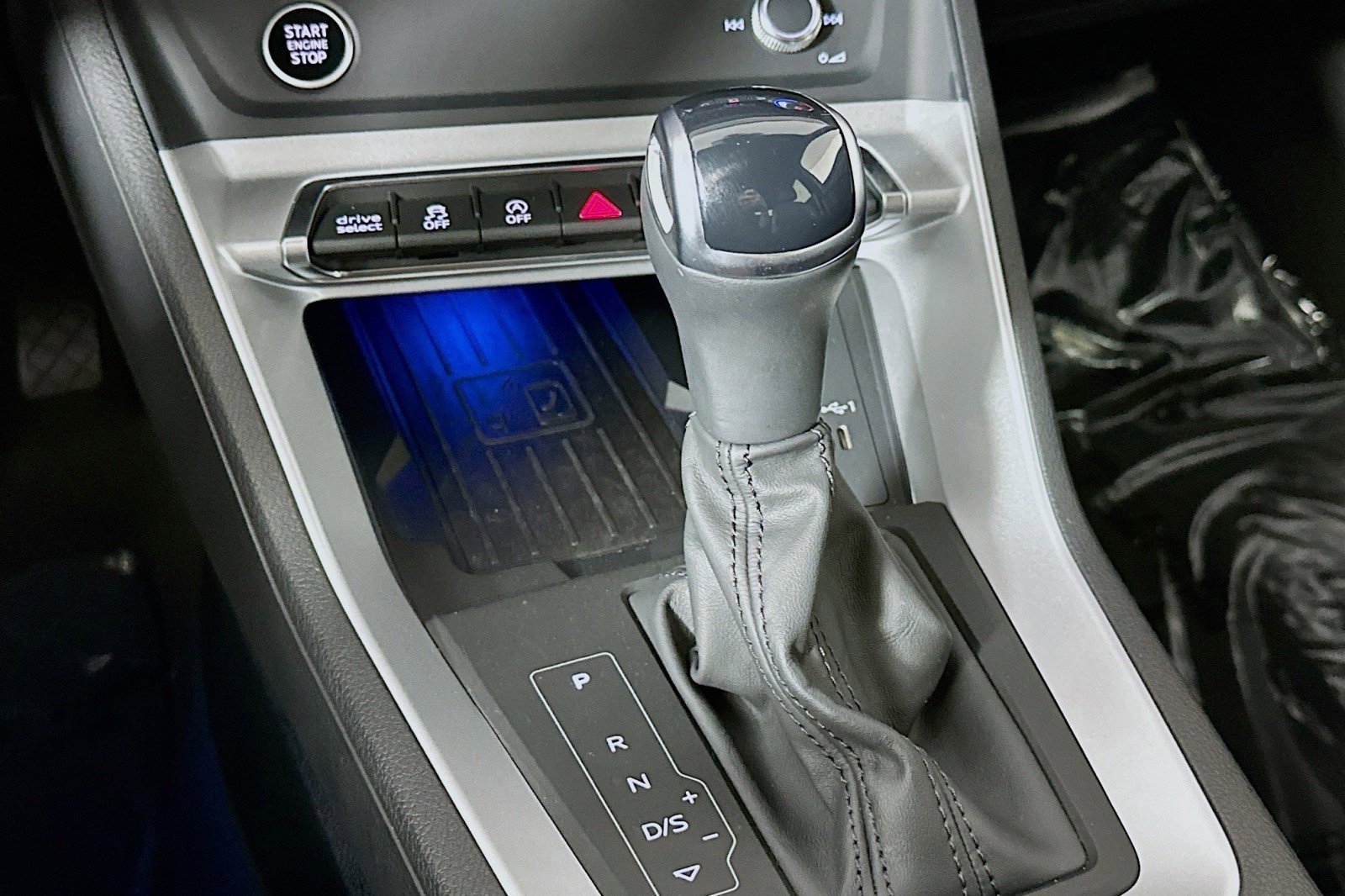 Used 2025 Audi Q3 2.0T Premium Plus w/ Premium Plus Package image 7