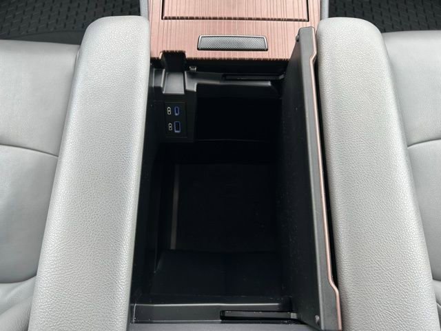 Used 2021 Toyota Sienna XLE image 22