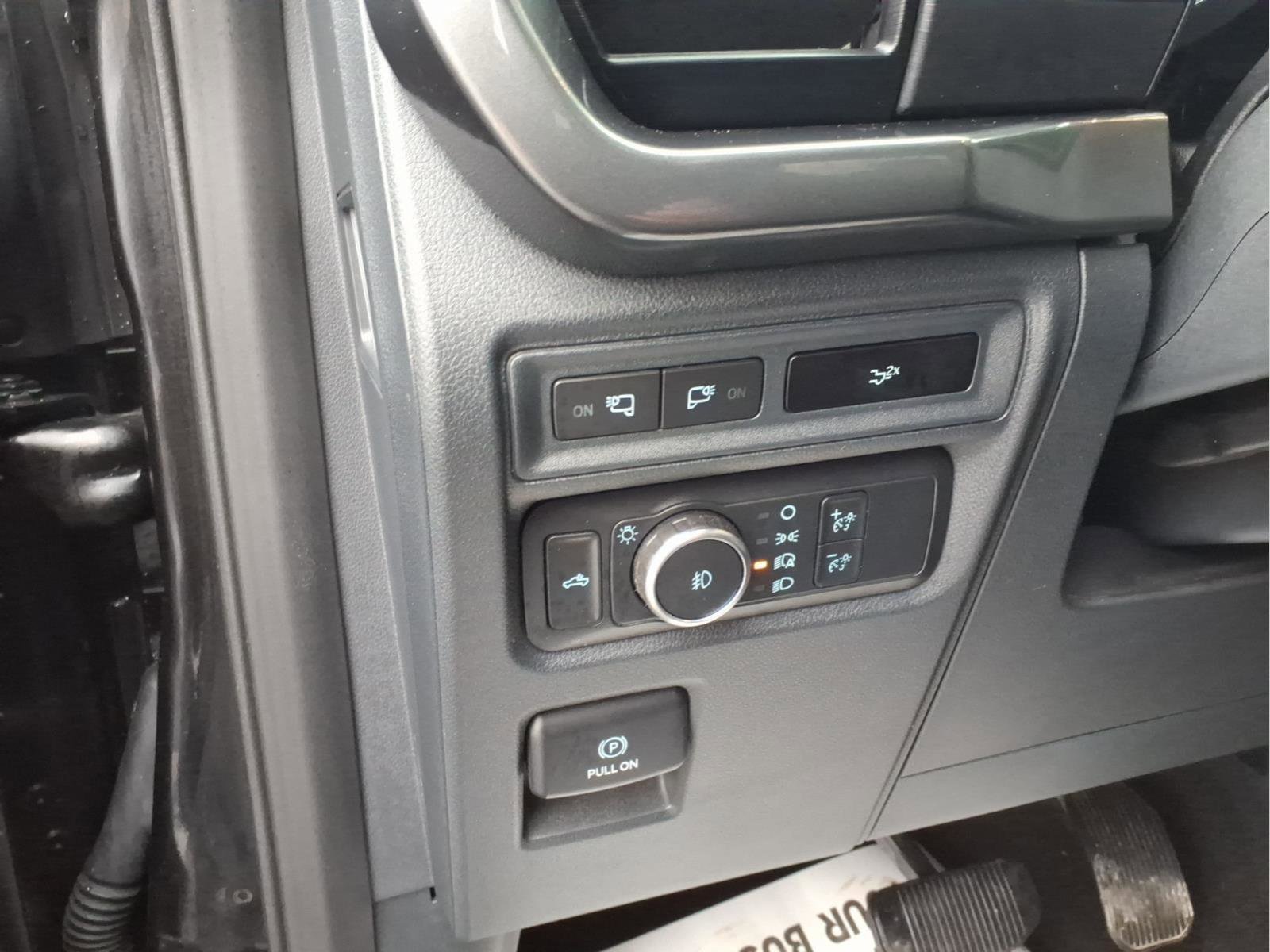 Used 2022 Ford F150 XLT w/ Equipment Group 302A High image 14