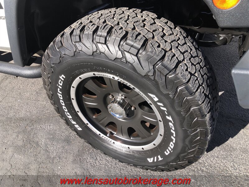 Used 2009 Jeep Wrangler X AWD/4WD image 22
