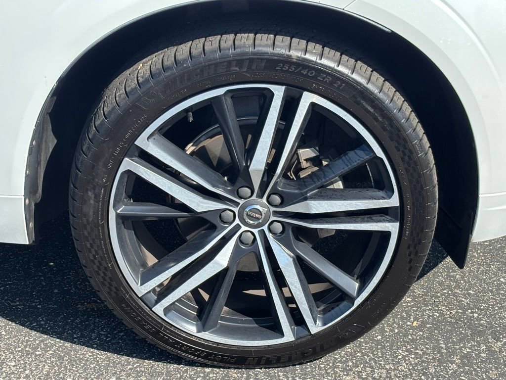 Used 2020 Volvo XC60 T5 R-Design image 35