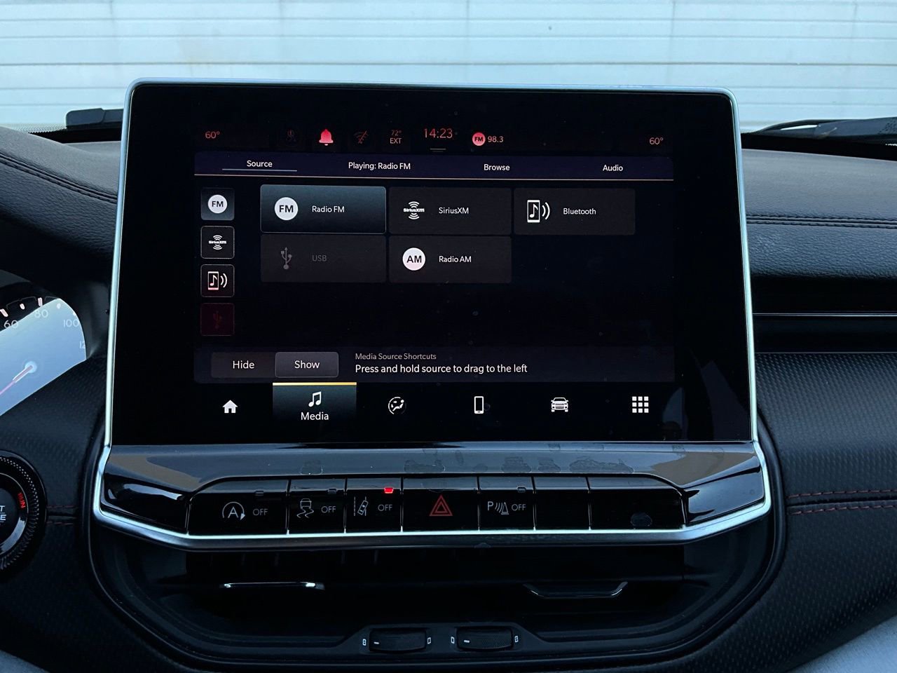 Used 2025 Jeep Compass Trailhawk image 31