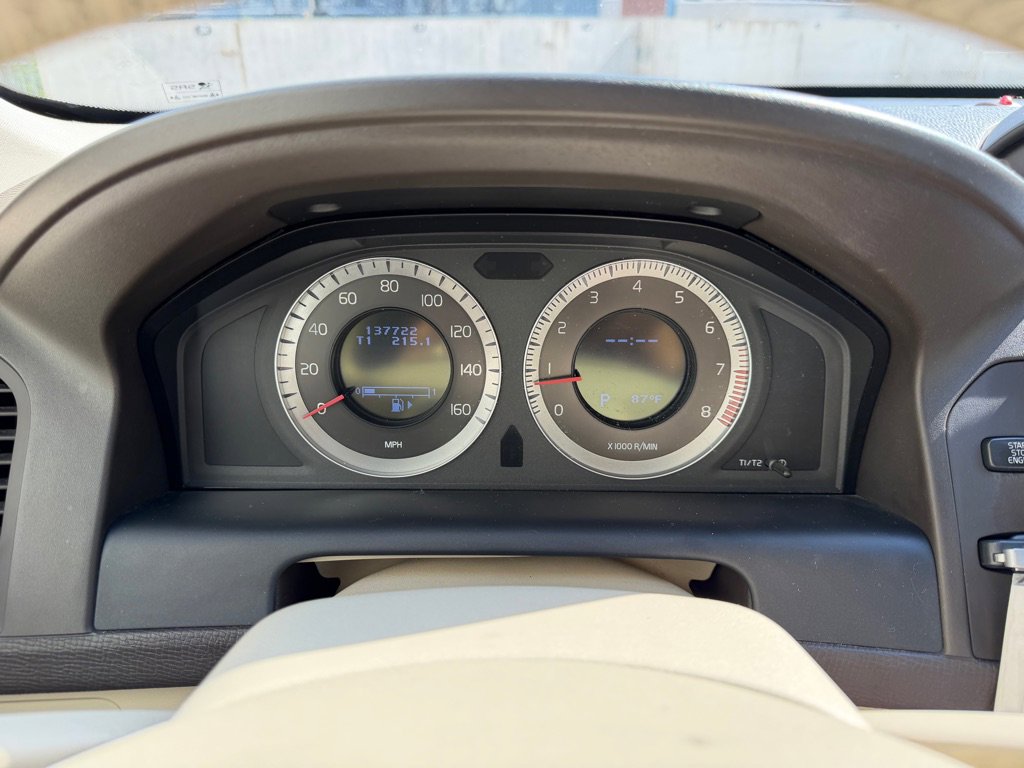 Used 2010 Volvo XC60 T6 AWD/4WD image 15