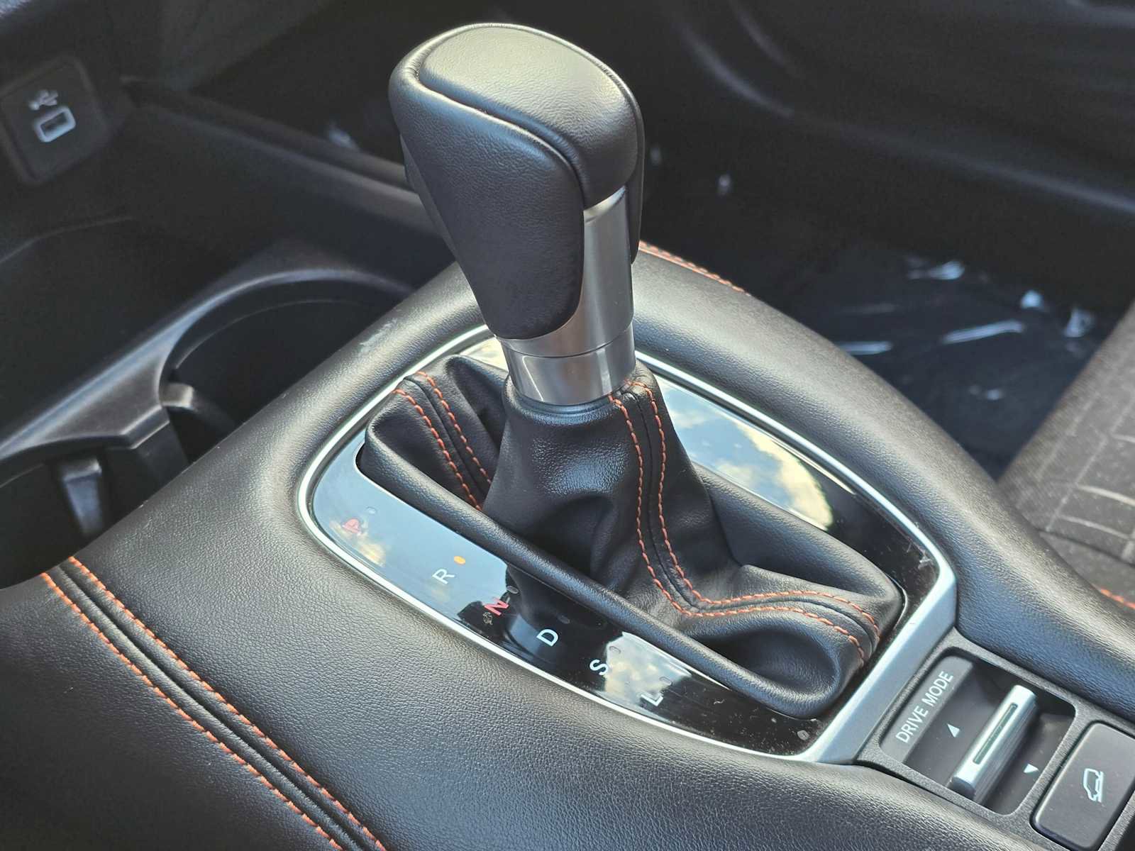 Used 2025 Honda HR-V Sport image 32