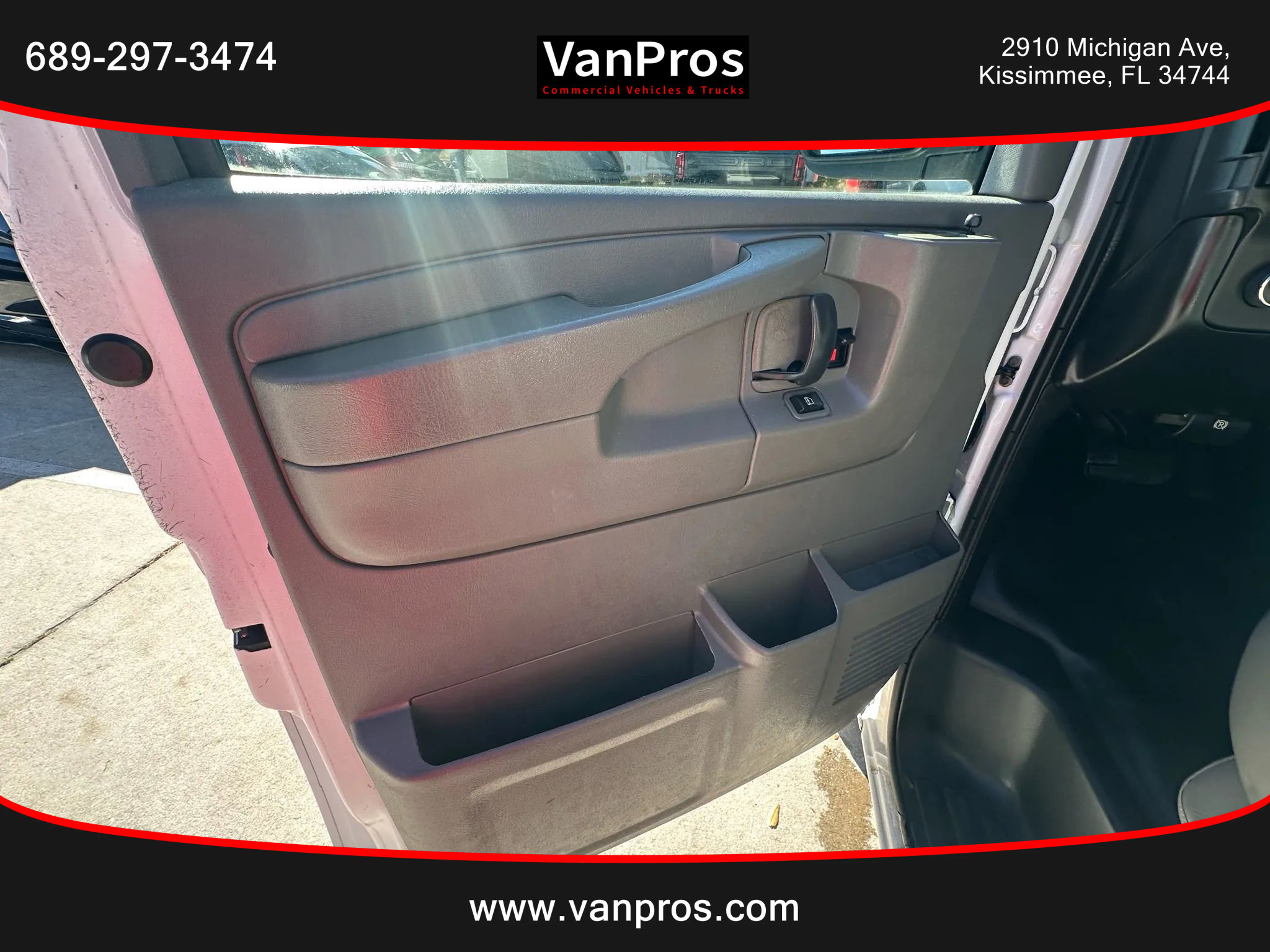 Used 2013 Chevrolet Express 2500 image 8