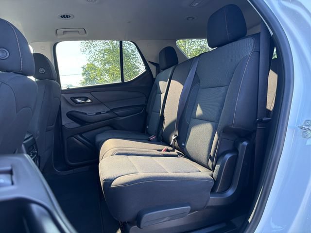 Used 2021 Chevrolet Traverse LS FWD image 23