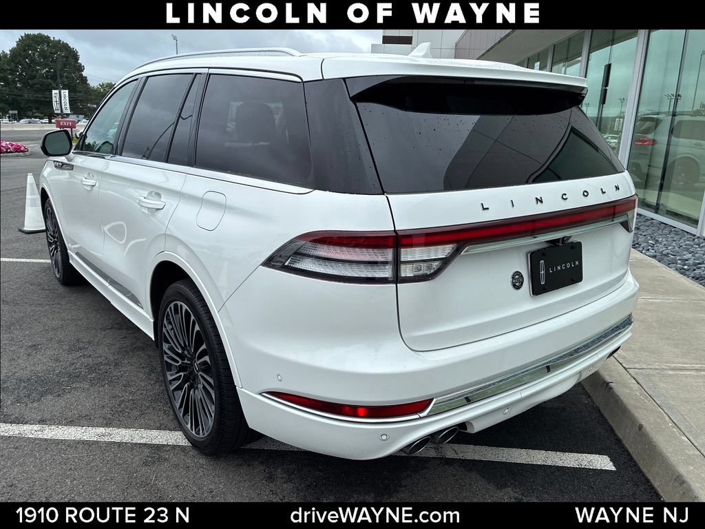 Certified 2021 Lincoln Aviator Black Label w/ Dynamic Handling Package AWD/4WD image 4