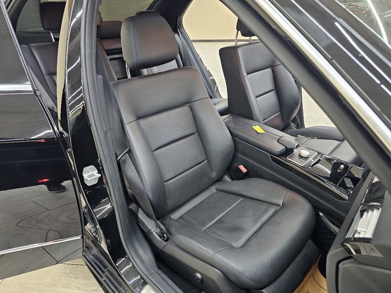 Used 2011 Mercedes-Benz E 350 Sedan w/ Premium 2 Pkg image 20