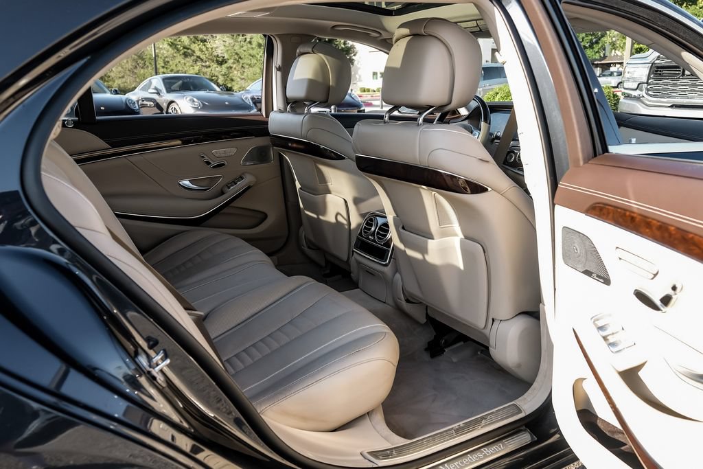 Used 2019 Mercedes-Benz S 560 Sedan image 41
