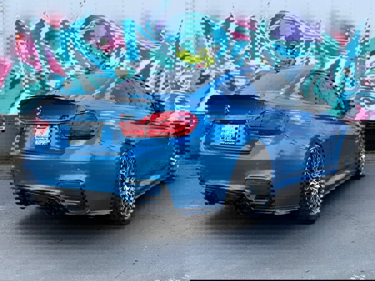 Used 2017 BMW M4 Coupe image 3