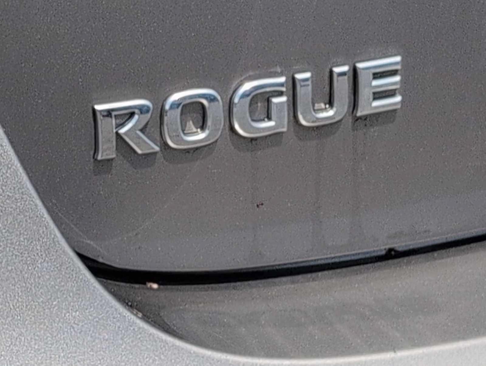 Used 2013 Nissan Rogue SV FWD image 13