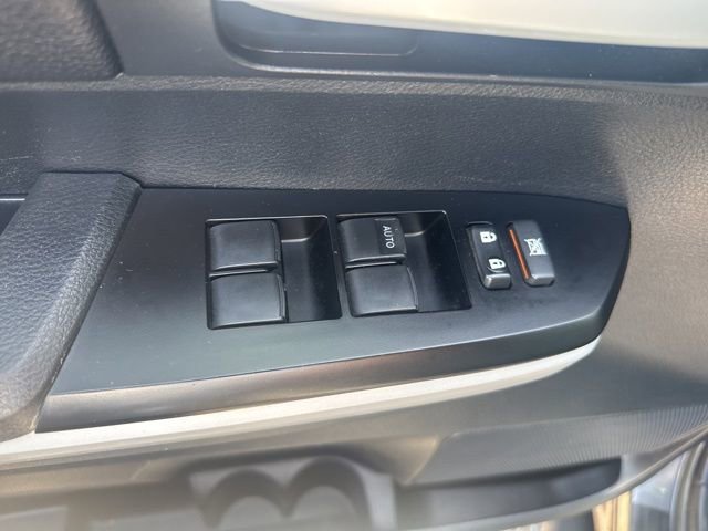 Used 2018 Toyota Tundra SR5 w/ SR5 Upgrade Package image 17