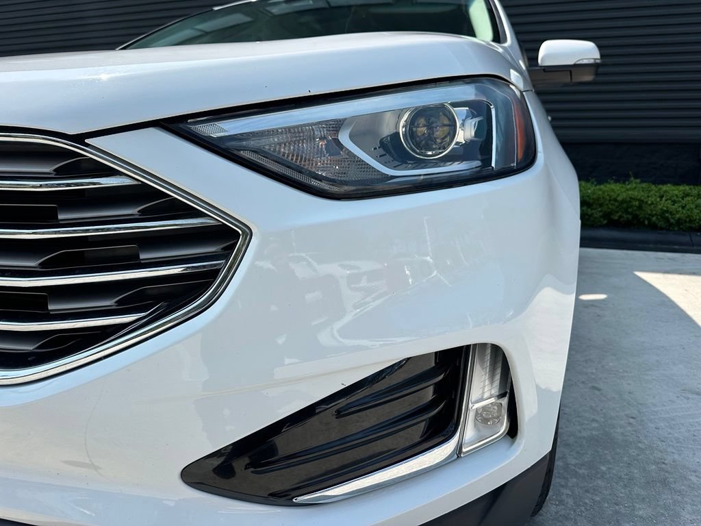 Used 2019 Ford Edge SEL FWD image 9