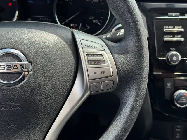 Used 2015 Nissan Rogue SV AWD/4WD image 24