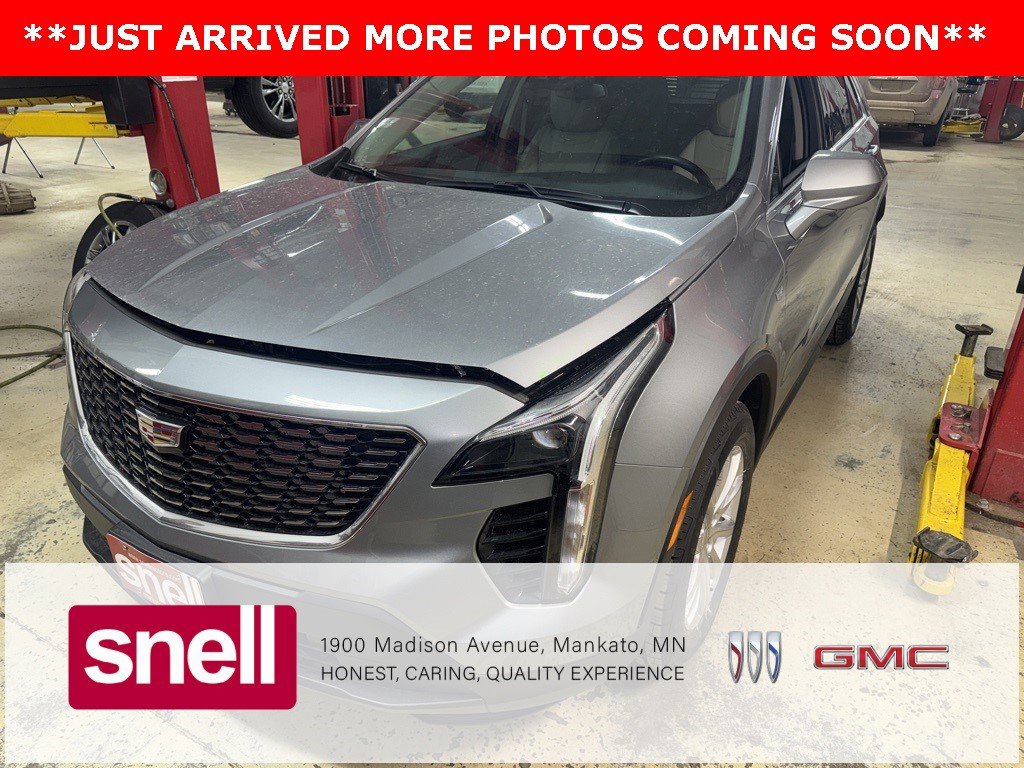 Certified 2023 Cadillac XT4 Luxury w/ Cold Weather Package image 1