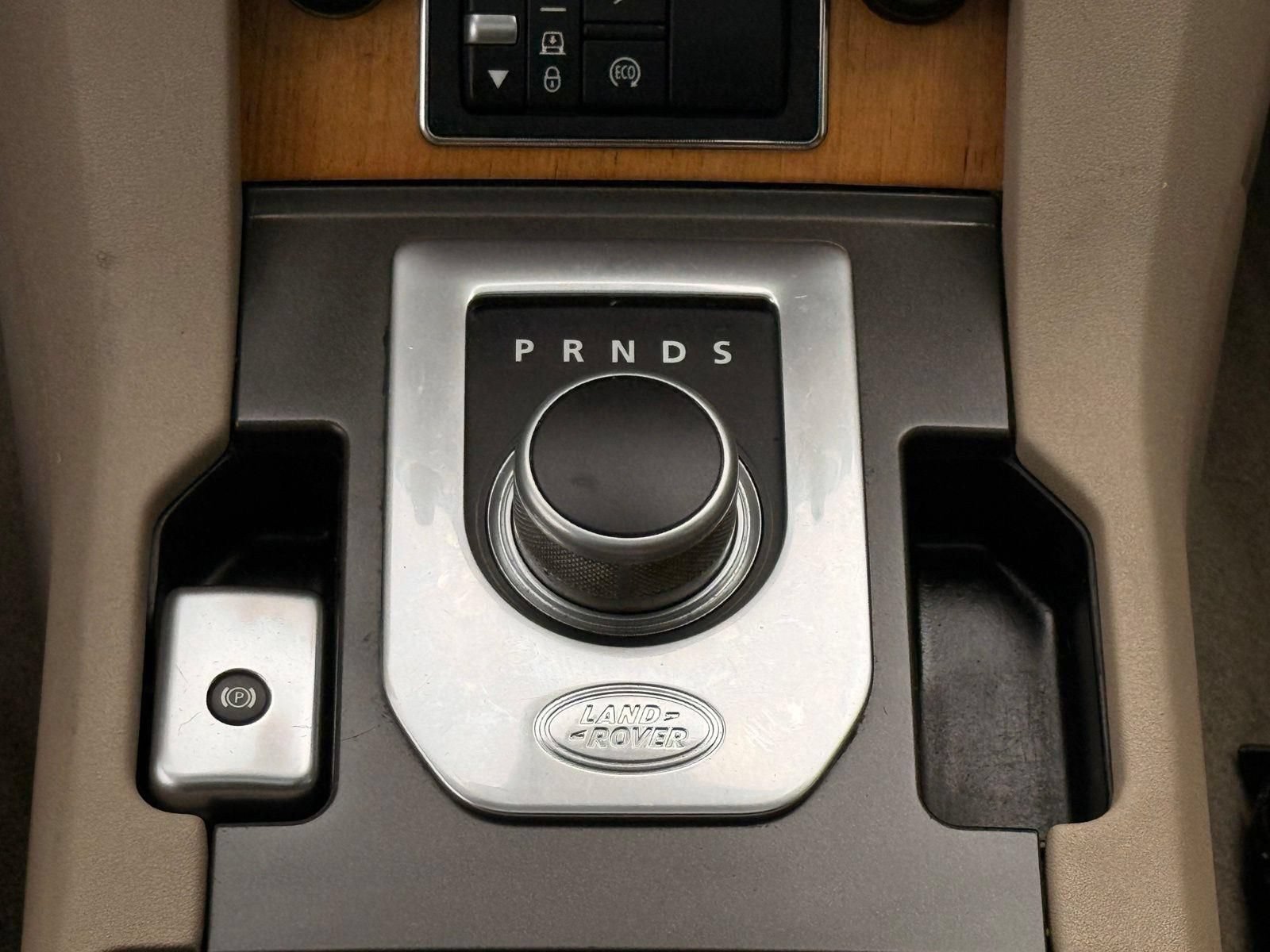 Used 2014 Land Rover LR4 HSE AWD/4WD image 46