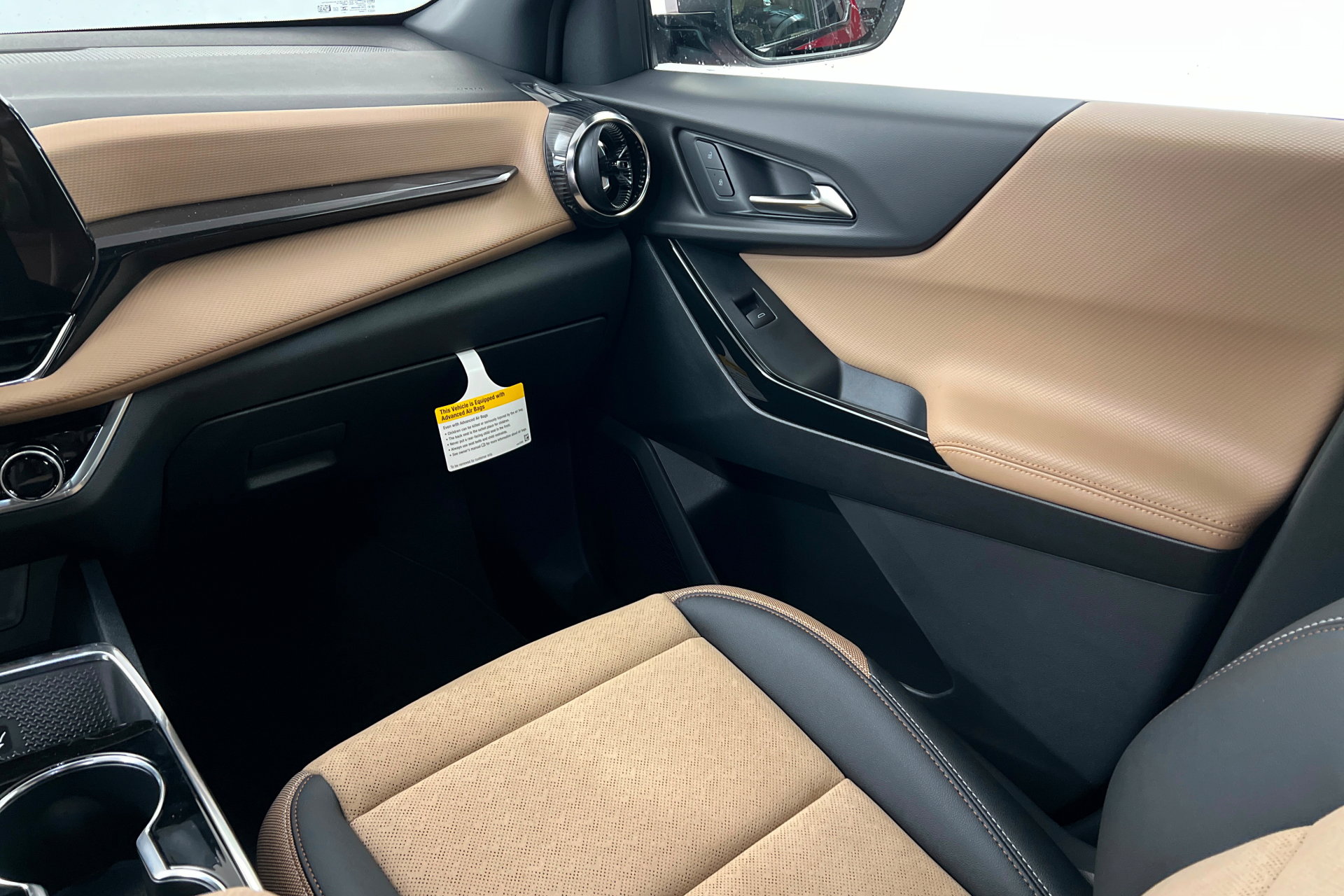 New 2026 Chevrolet Equinox ACTIV w/ Convenience Package III image 11