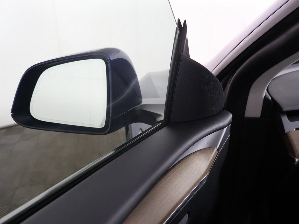 Used 2023 Tesla Model Y Long Range AWD/4WD image 40
