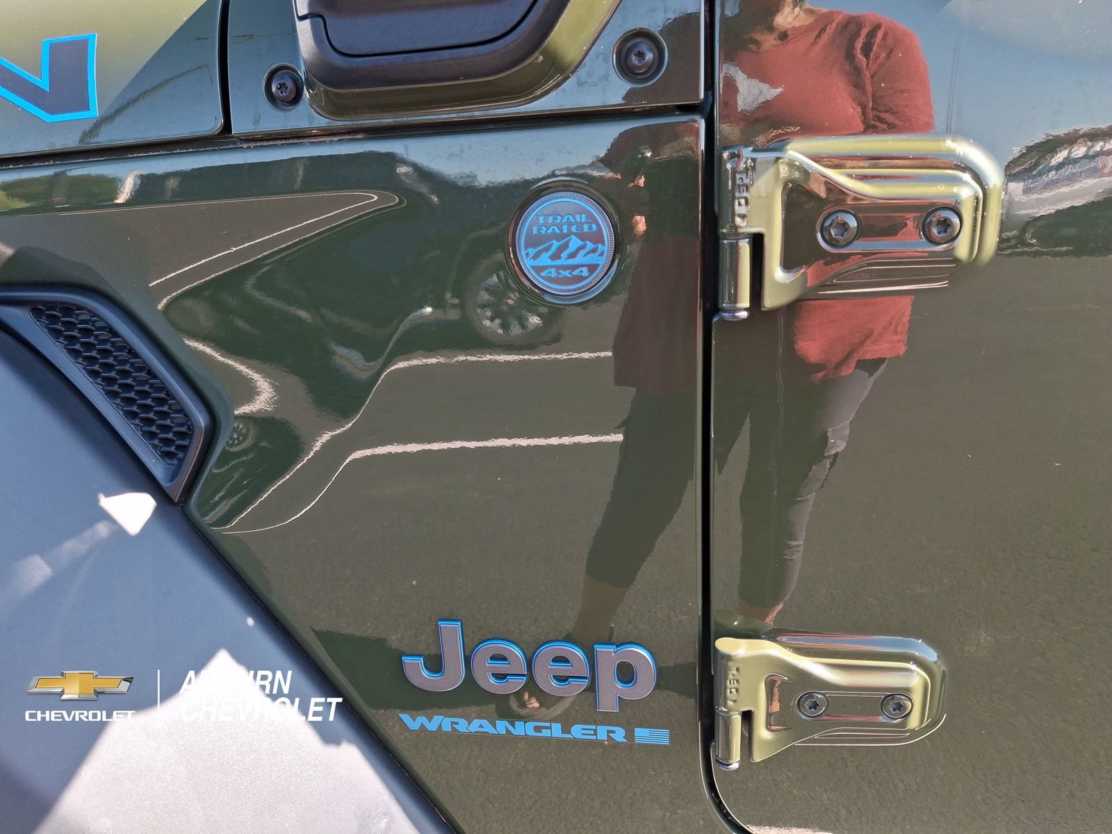 Used 2024 Jeep Wrangler Unlimited Rubicon 4xe AWD/4WD image 25