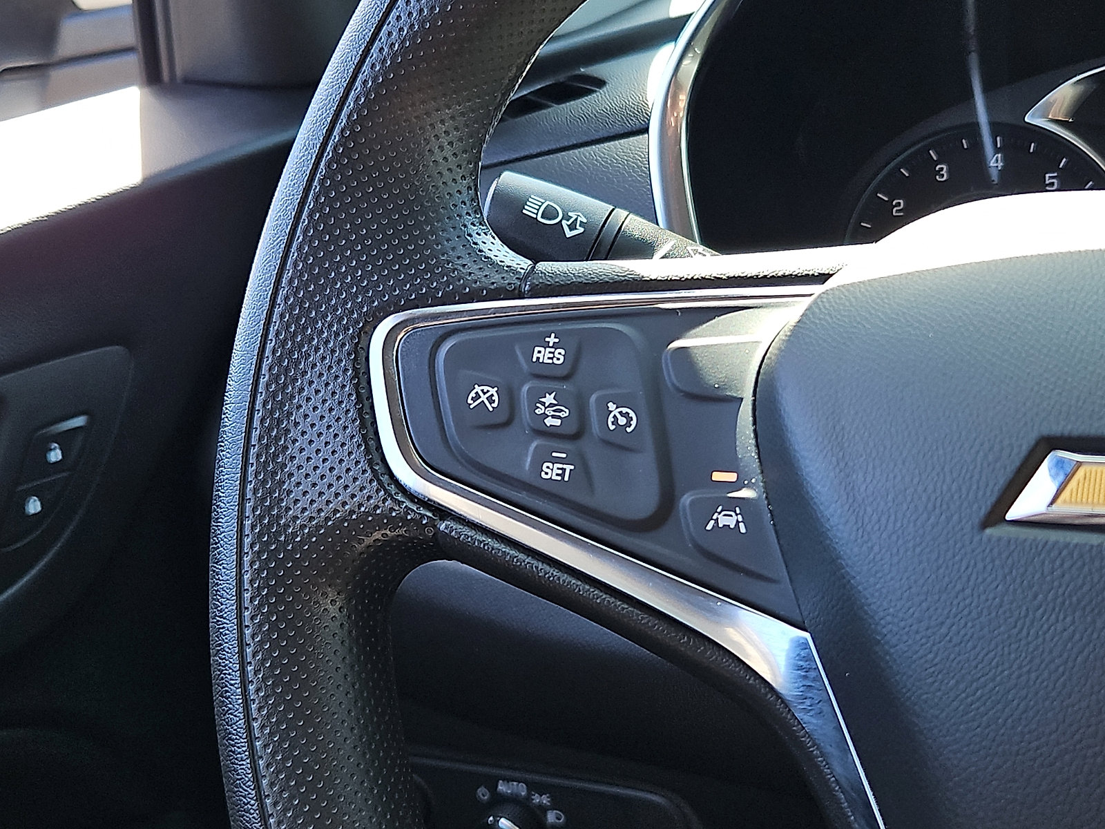 Used 2023 Chevrolet Equinox LT w/ LPO, Floor Liner Package image 20