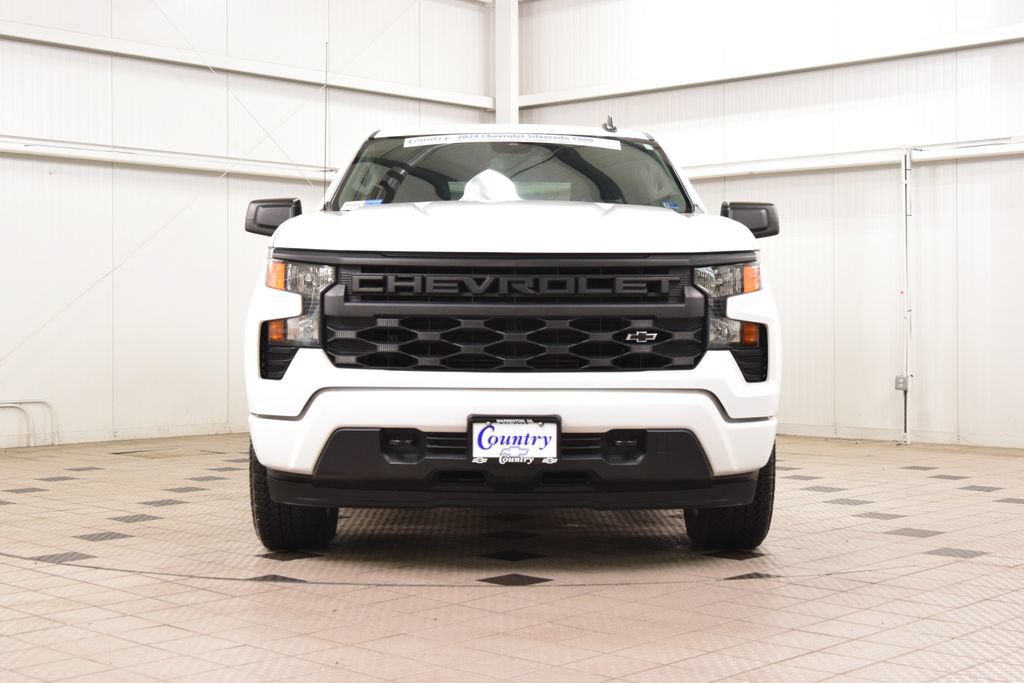Used 2024 Chevrolet Silverado 1500 Custom AWD/4WD image 2